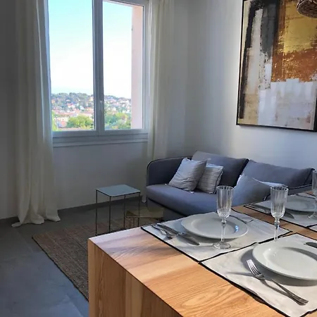 Petit Paradis A Avec Vue Wifi Et Clim * 滨海萨纳里